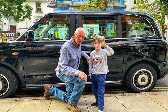 Private The Beatles Taxi Tour in London - Savile Row and the rooftop concert