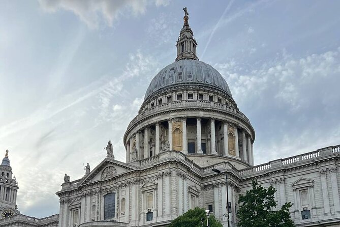 Private Tour: Best of London in a day! in Spanish. - The Tower of London area and lunch