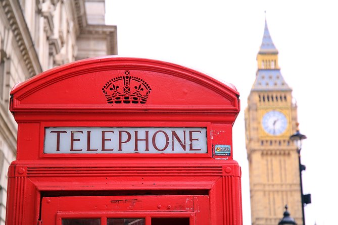 Private Tour, Entry to Westminster Abbey and London Highlights - Parliament Square: a quick stop with a big view