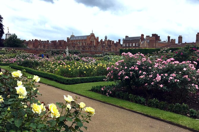 Private Tour: Hampton Court Palace Day Trip from London - The price: high, but easier to judge for a private group