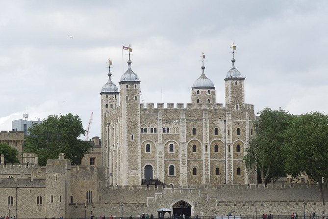 Private Tour London Highlights, entries Westminster Abbey, The Tower of London - The Tower of London: the main eastern payoff