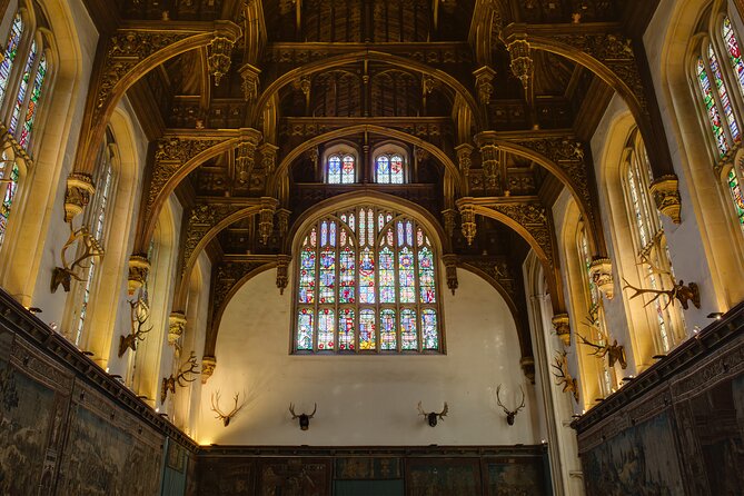 Private Tour of Hampton Court Palace with Award-Winning Architectural Historian - Meeting James at Hampton Court Palace