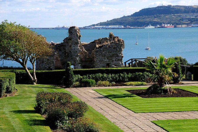 Private tour Portland, England, UK: Durdle door, Corfe & Swanage - Corfe Castle rewards effort with ruins and views