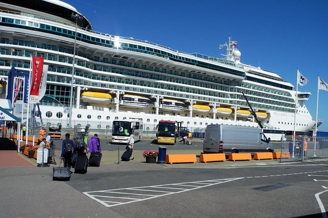 Private Transfer from London to Southampton cruise port - Who should choose this transfer?