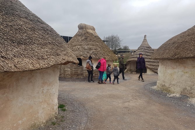 Private transfer to Southampton with a stop at Stonehenge - What the strongest service looks like