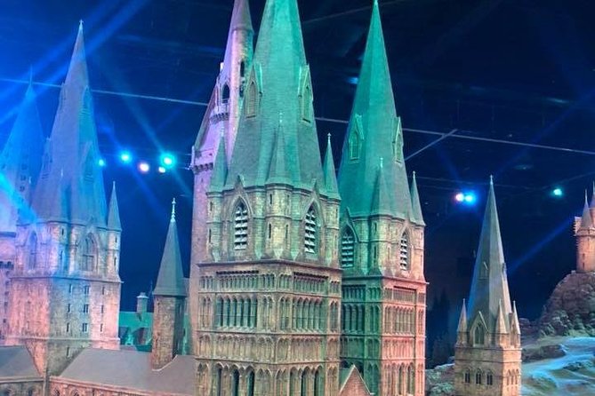 Private Transfers between London & Harry Potter Warner Studio - Who will appreciate this service most?