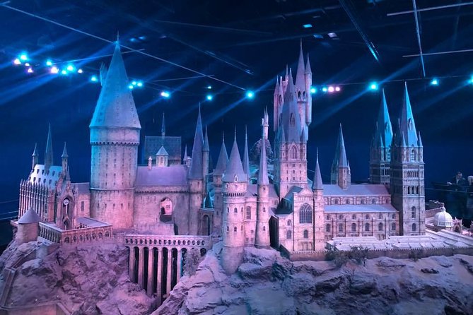 Private Transfers between London & Harry Potter Warner Studio - Booking details that deserve attention
