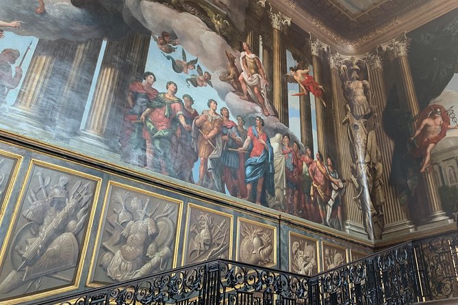 Private Vehicle To Hampton Court Palace From London With Admission Tickets - Chapel Royal and the palace’s quieter side
