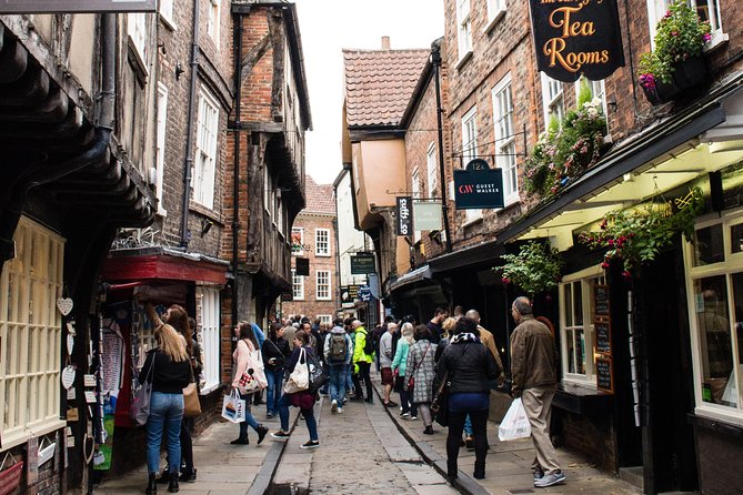 Private Walking Tour: York City Highlights and York Minster - Merchant Adventurers’ Hall and Medieval Civic Life