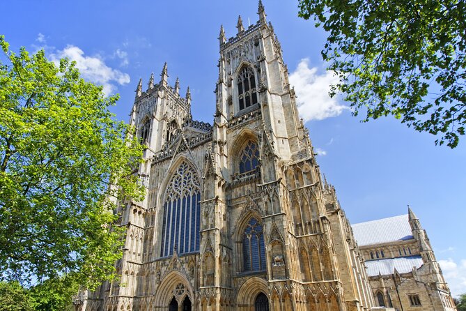 Private York Minster Guided Walking Tour - Duration, timing, and the risk of a short visit