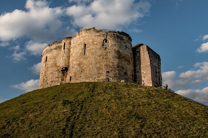 Private York Self-Guided Tour - Walking York’s surviving walls