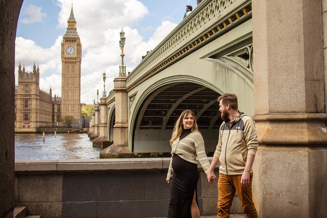 Professional Private Couple Photoshoot - Meeting in Westminster near London’s best-known views