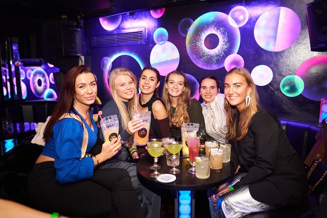 Pub Crawl of Central London - Free shots, discounts, and the real drink cost