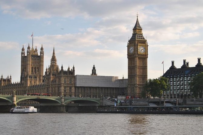 River Thames boat trip to Greenwich - A two-hour schedule needs careful reading