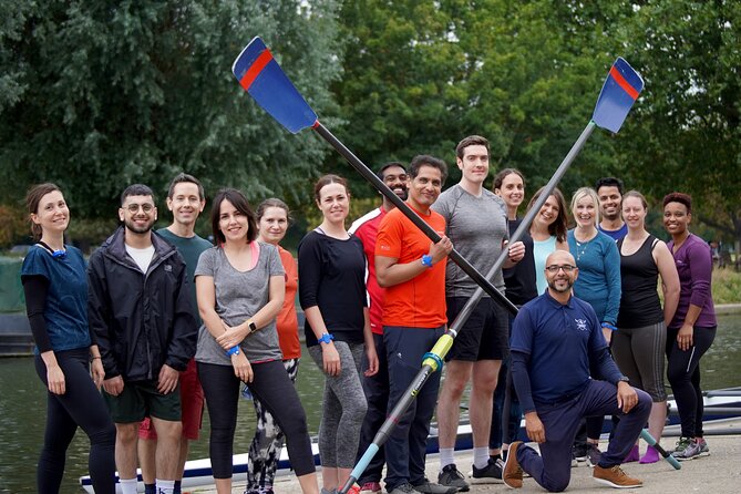 Rowing experience in Cambridge! No experience required - The guide and crew dynamic