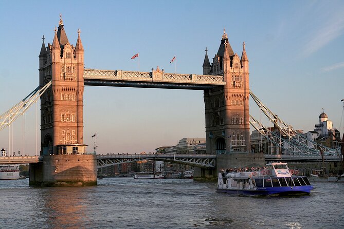 Royal London Guided Sightseeing Tour and Thames River Cruise - The Thames cruise from Westminster to Tower