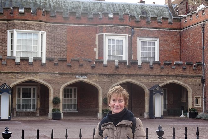 Royal Tour of St James', Parks, Palaces and Royal intrigue - Horse Guards Parade and London ceremony