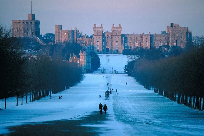 Salisbury, Stonehenge, Bath and Windsor with Christmas Lunch - Why this Christmas Day trip makes sense