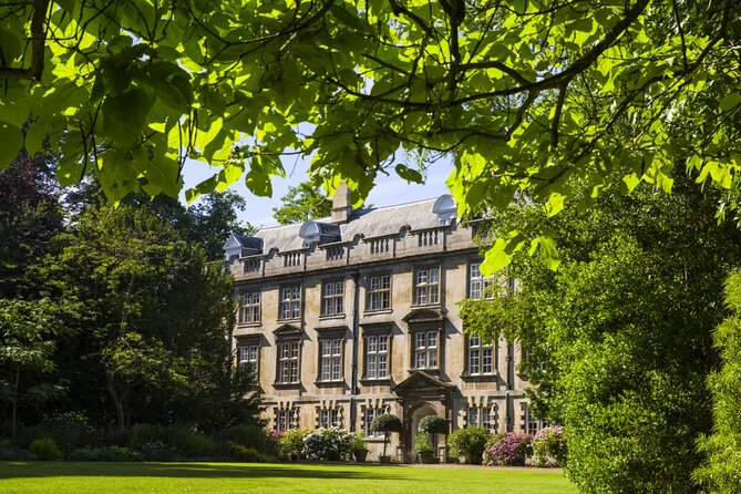 Scholars & Secrets of Cambridge: Self-Guided Puzzle Adventure - Christ’s College and the return to the start