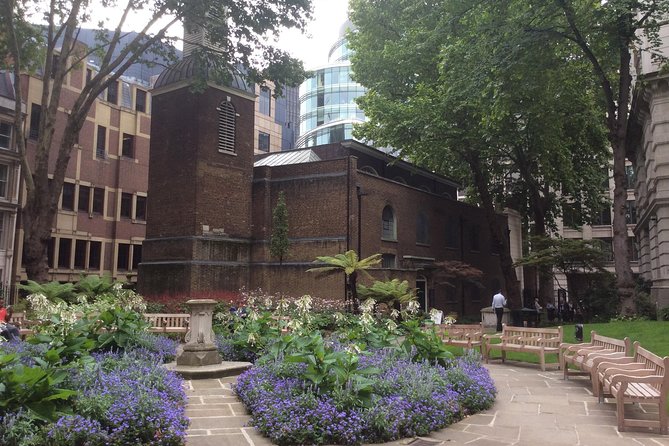 Secret Gardens of the City of London Private Tour - Leadenhall Market and the old City lanes
