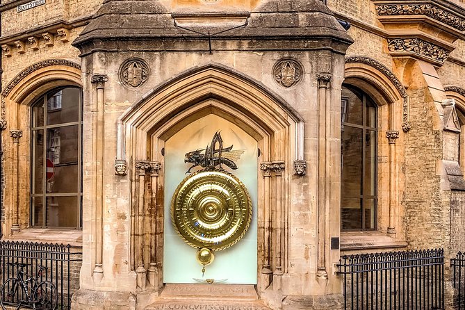 Secrets of King’s College Cambridge, Hawking, Darwin, Newton - Key points at a glance