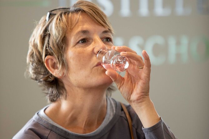 Shakespeare Distillery Tour - 11am Ticket - Who should book this Stratford experience?