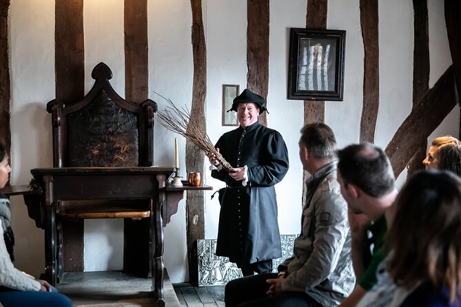 Shakespeare's Schoolroom & Guildhall Entry Ticket and Tour - How much time should you allow?