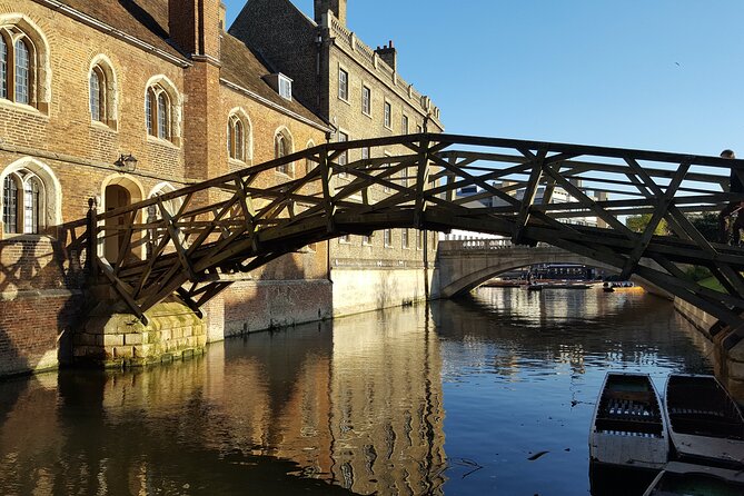 Shared Guided Punting Tour of Cambridge - Why punting is the right way to see Cambridge