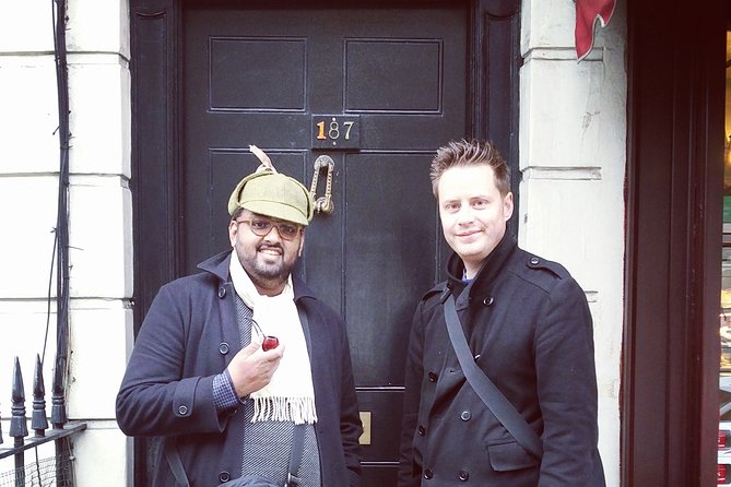 Sherlock Holmes BBC Series and Traditional Locations - A Very Small Group Tour - The Sherlock Holmes statue and a proper fan photo