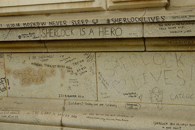 Sherlock Holmes Private Guided Tour - BBC Series & Traditional Locations - The walking, timing, and transport details that matter