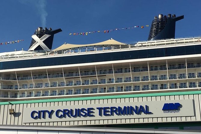 Shuttle Service Southampton Cruise Terminals to Heathrow Airport and London - From Southampton cruise terminal to the road