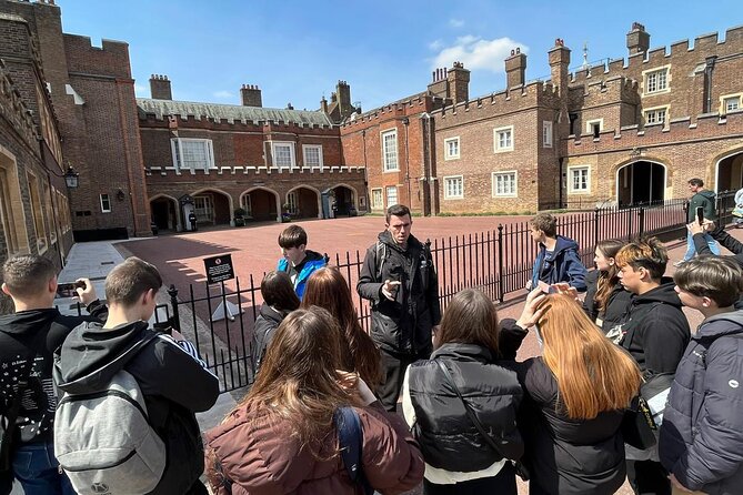Sightseeing tour of London - in clear, slow English - Horse Guards Parade and the King’s two birthdays