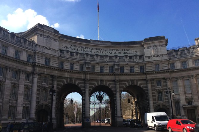 Sir Winston Churchill Private Walking Tour & War Rooms - Admiralty Arch, Trafalgar Square, and the War Office