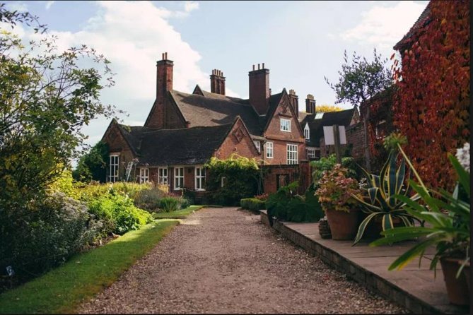 Skip the Line: House and Garden Admission Ticket - Following the lawns and colour-themed borders