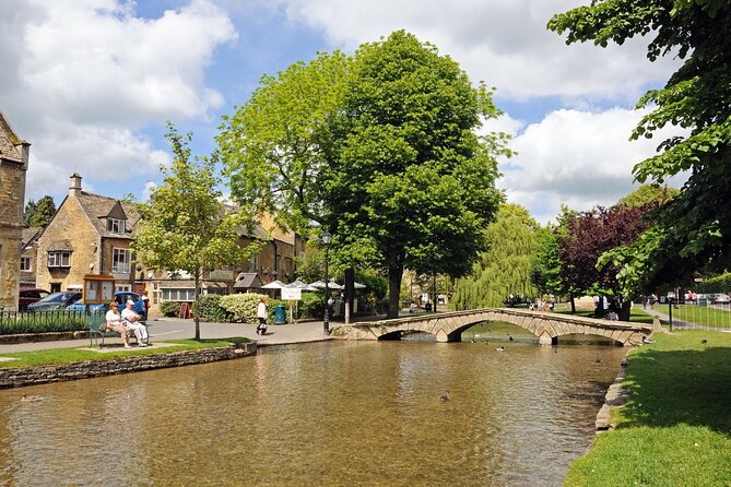 Small-Group Cotswolds Tour (From London) - Leaving London for the Cotswold Hills