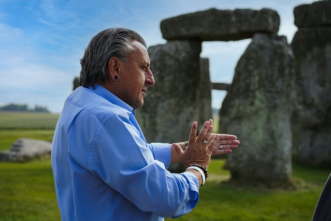 Small-Group Day Trip to Stonehenge, Bath and Windsor from London - The minibus matters more than you might expect