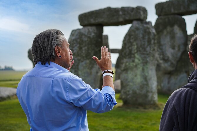 Small-Group Day Trip to Stonehenge, Bath and Windsor from London - Stonehenge: the strongest opening stop