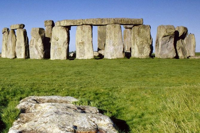 Small-Group to Bath, Lacock, Avebury and Stonehenge from London - Why this route works from London