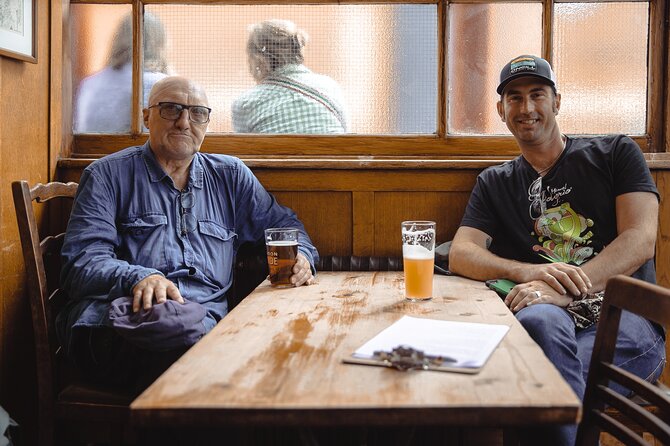 Soho Music & Historic Pubs Tour - What the small group changes