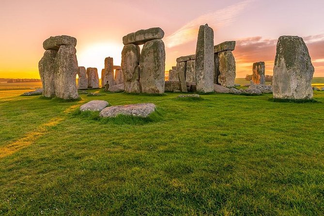 Southampton Cruise port to London Via Stonehenge & Windsor castle - Wilton House adds stately rooms and screen locations