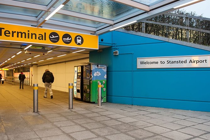 Southampton Cruise Port Transfer to/from London City & All London Airports - Airport Pickup at Heathrow, Gatwick, Stansted, Luton, and London City