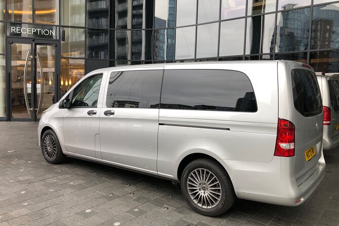 Southampton to Heathrow Airport Private Transfer - Meeting your driver at Southampton cruise terminal