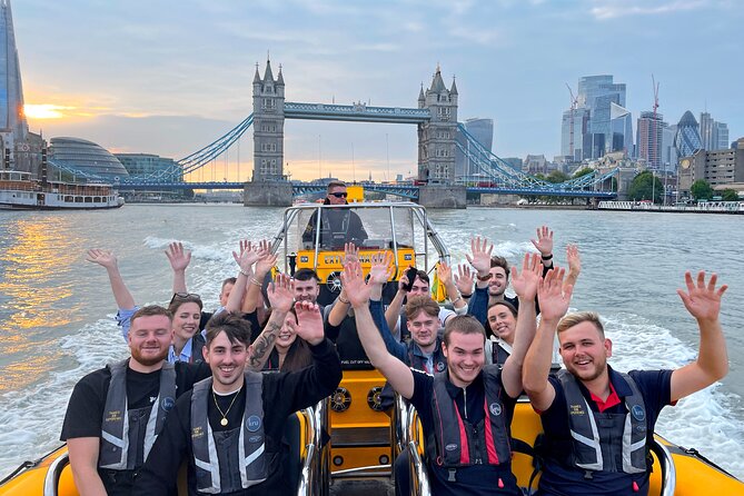 Speedboat 'Tower RIB Blast' from Tower Millennium Pier - 20 minutes - How the crew shapes the experience