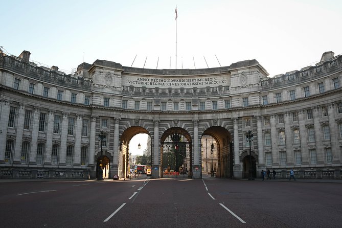 St Pauls Cathedral & See Over 30 Top London Sights Tour - Buckingham Palace and the royal route