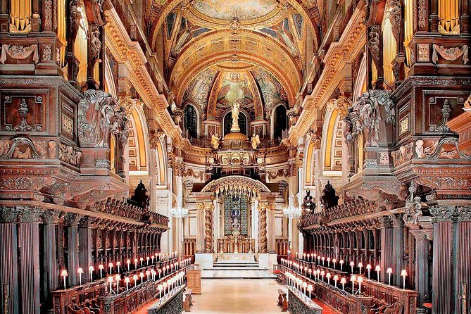 St Pauls Cathedral & Westminster Walking Tour - Horse Guards Parade and Whitehall’s royal connections