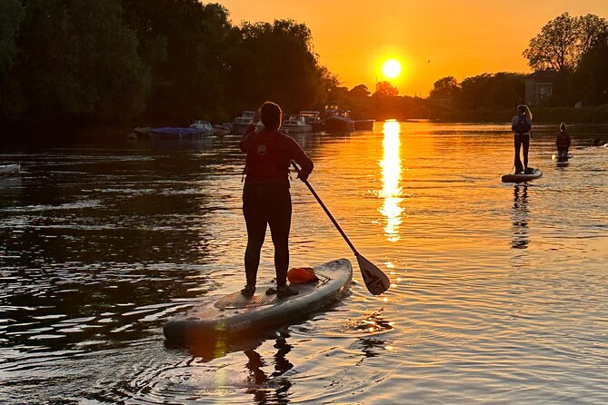 Stand up Paddleboarding on the beautiful Thames at Richmond - Why Richmond is such a good place to learn