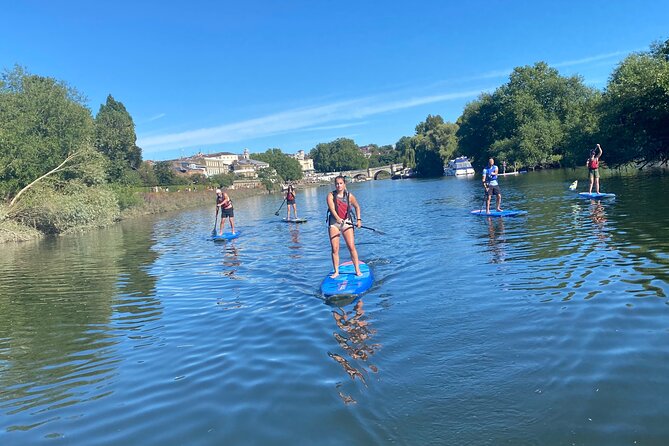 Stand up Paddleboarding on the beautiful Thames at Richmond - Learning the basics before standing up