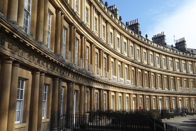 Stonehenge and Bath City Tour - Private tour from Bath - Bath Abbey and the Roman Baths from outside