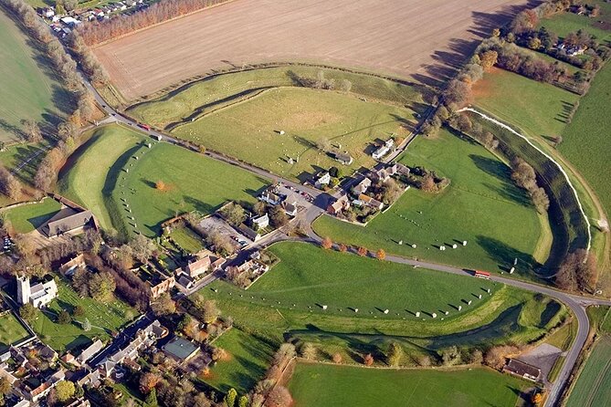 Stonehenge and The Stone Circles of Avebury Day Trip from London - What the guide adds to the ancient stones