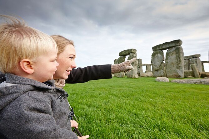 Stonehenge and Windsor from London - Stonehenge: ancient stones and a useful visitor center